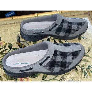 Easy Spirit 6M Martha Stewart Travelport 107 Slip Ons Mules Clogs‎ Black Plaid